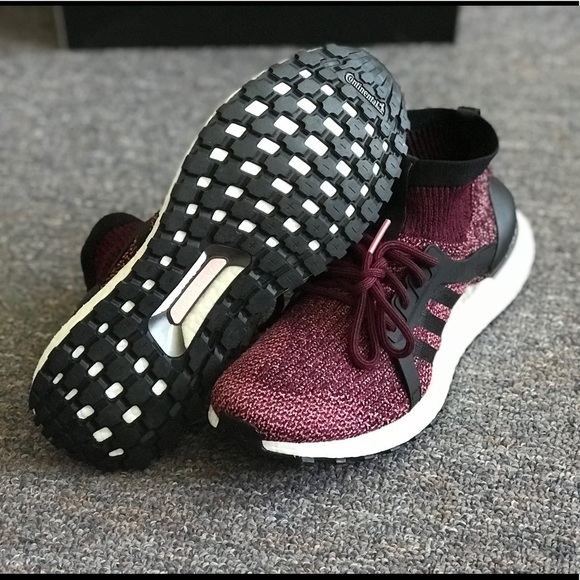 NWT Adidas Ultra Boost x all terrain primeknit - Picture 3 of 6